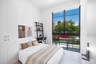 Otto - Co-Living Apartments in Miami, FL - Foto de edificio - Building Photo