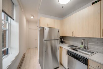 514 Observer Hwy in Hoboken, NJ - Building Photo - Building Photo