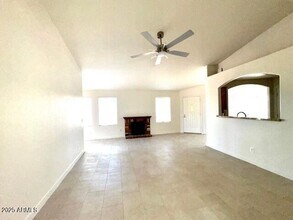 10659 W Yukon Dr in Peoria, AZ - Building Photo - Building Photo