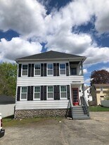 93 1/2 Lake St, Unit Apt 2 in Webster, MA - Building Photo
