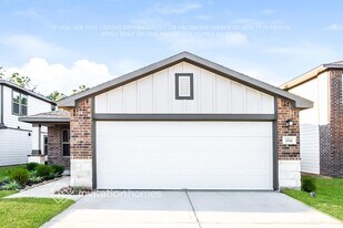 24746 Linaria Dr in Montgomery, TX - Building Photo