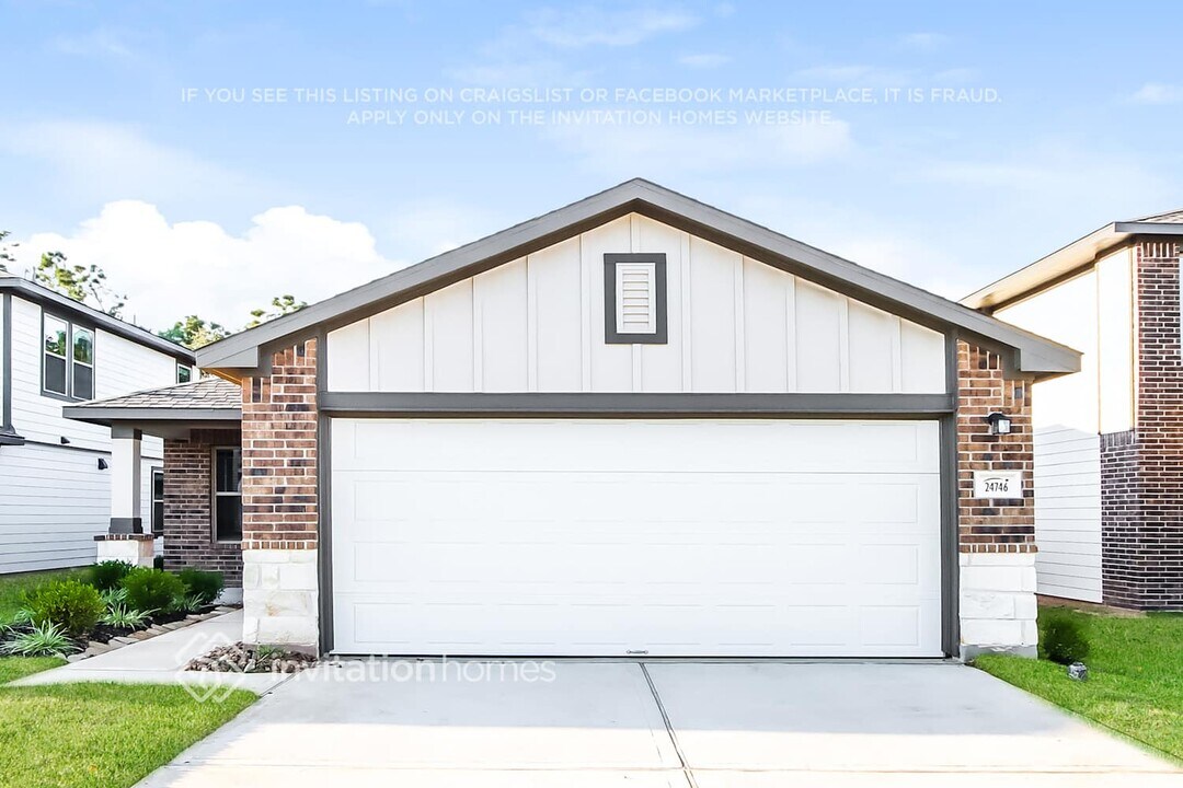 24746 Linaria Dr in Montgomery, TX - Building Photo