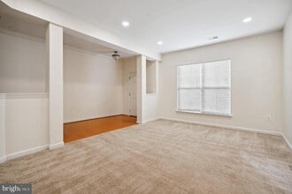 4935 Chaste Tree Pl in Woodbridge, VA - Building Photo - Building Photo