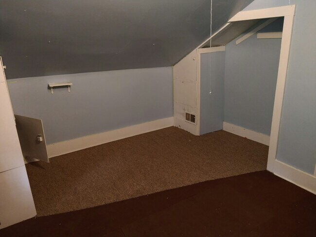 238 N Main St in Gloversville, NY - Building Photo - Building Photo