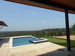 8001 Kuhn Dr in Austin, TX - Building Photo - Building Photo