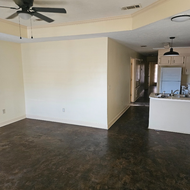 102 Brendalwood Ln in Brandon, MS - Building Photo - Building Photo
