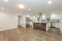 794 Sheppard Rd photo'