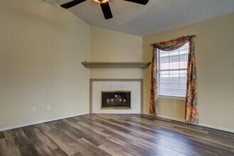 6110 35th St in Lubbock, TX - Building Photo - Building Photo