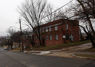 164 Mississippi Ave SE in Washington, DC - Building Photo - Building Photo