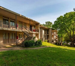 Caldwell Court Condominiums in Nashville, TN - Building Photo - Building Photo