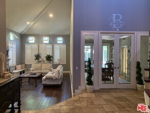 11320 Broadview Dr in Moorpark, CA - Building Photo - Building Photo