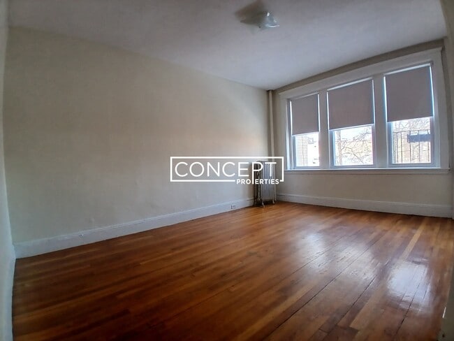 property at 109 Brainerd Rd