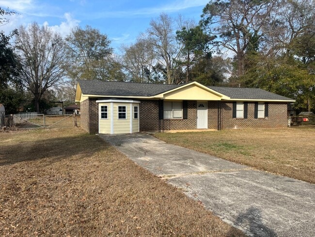 property at 139 Katie Lynn St E