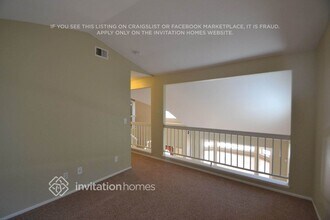 3152 Hampton Rd in Palmdale, CA - Foto de edificio - Building Photo