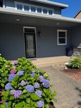870 Mountaingate Dr in Springfield, OR - Building Photo - Building Photo