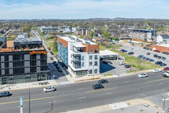 Jolene Vacation Rentals in Nashville, TN - Foto de edificio - Building Photo