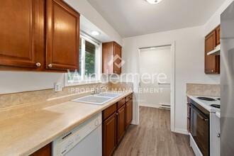 1017 S Robie Rd in Spokane Valley, WA - Building Photo - Building Photo
