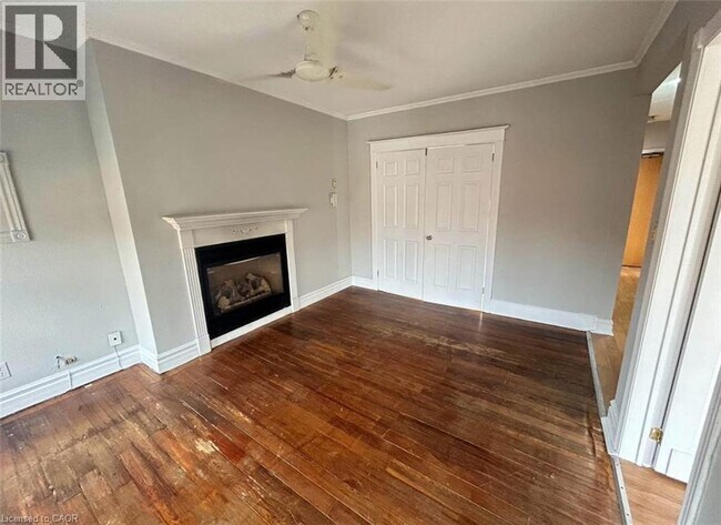 144 Locke St S in Hamilton, ON - Building Photo - Building Photo