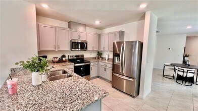 7075 Cattle Egret Dr in St. Cloud, FL - Building Photo - Building Photo