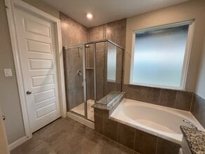 24715 Gracefield Haven Ln in Richmond, TX - Foto de edificio - Building Photo