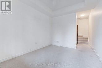 362 Plains Rd E in Burlington, ON - Building Photo - Building Photo