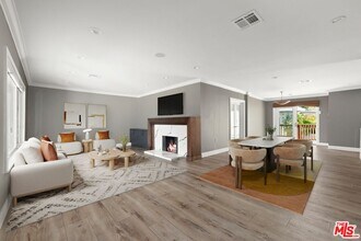 2011 Stearns Dr in Los Angeles, CA - Building Photo - Building Photo