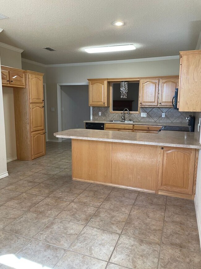 6112 78th St in Lubbock, TX - Building Photo - Building Photo