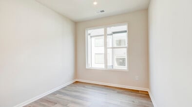 5509 Swaling St in Charlotte, NC - Building Photo - Building Photo