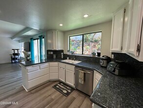 6772 Pheasant Ln in Oak Park, CA - Building Photo - Building Photo