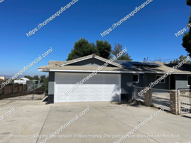 12284 3rd St in Yucaipa, CA - Building Photo - Building Photo