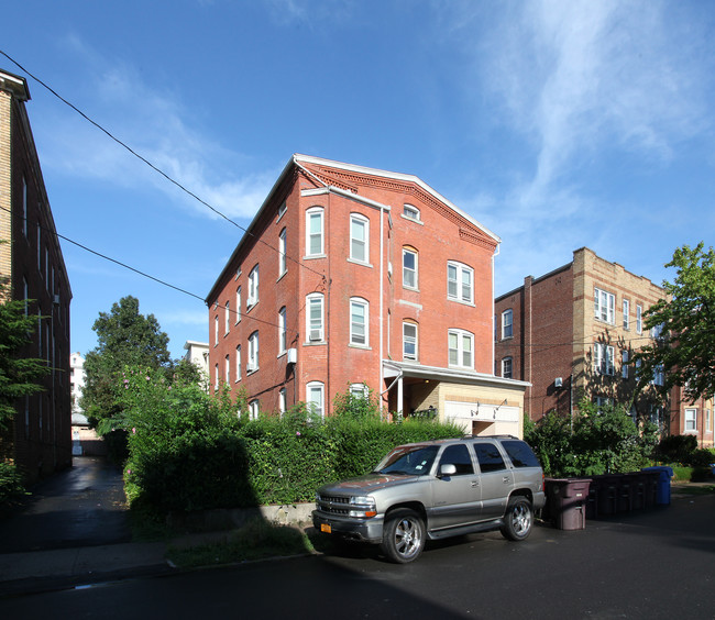 312-314 High St in New Britain, CT - Building Photo - Building Photo