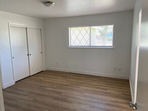 5813 Carissa Ave in Bakersfield, CA - Building Photo - Building Photo