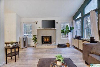 421 King Arthur Rd in Pocono Lake, PA - Building Photo - Building Photo