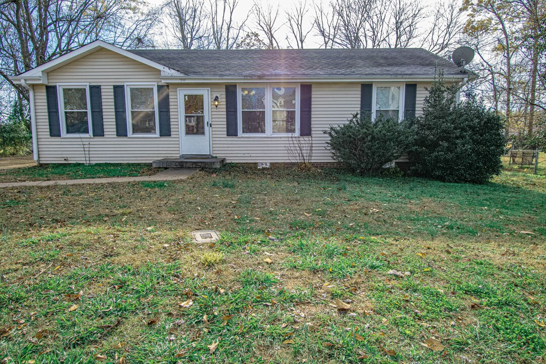 3444 Arvin Dr in Clarksville, TN - Building Photo