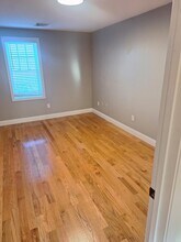 435 Walnut St, Unit Unit #3 in Saugus, MA - Building Photo - Building Photo