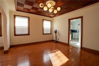 4222 Vincennes Pl, Unit B in New Orleans, LA - Foto de edificio - Building Photo