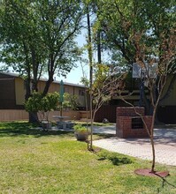 Wellington Commons in Odessa, TX - Foto de edificio - Interior Photo