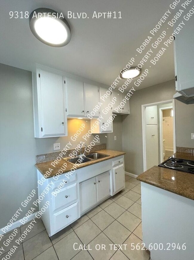9318 Artesia Blvd in Bellflower, CA - Building Photo - Building Photo
