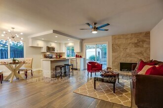783 Granada Dr in Vista, CA - Building Photo - Building Photo