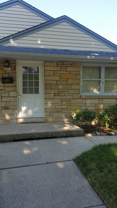 4075 N 85th St, Unit 4075 in Milwaukee, WI - Building Photo