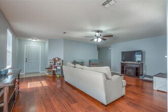 1973 Lariat Dr in Justin, TX - Building Photo - Building Photo