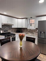 348 Union Ave in Providence, RI - Building Photo