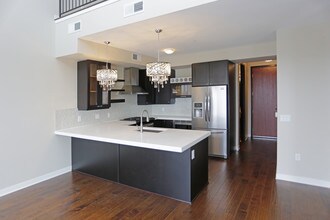 Walkway in Minneapolis, MN - Building Photo - Interior Photo