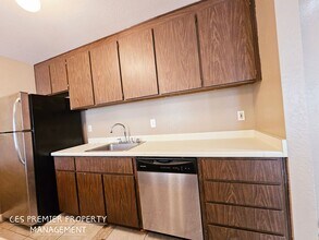 3806 Vía Verdi in Richmond, CA - Building Photo - Building Photo