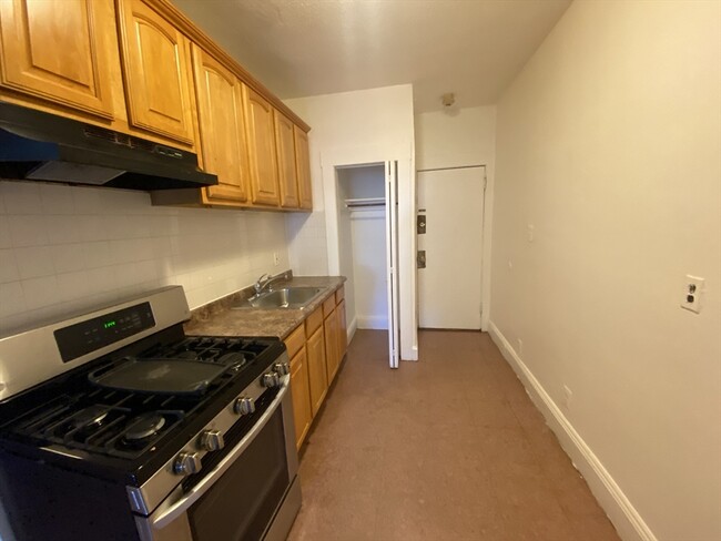 451 Norfolk St in Boston, MA - Building Photo - Building Photo