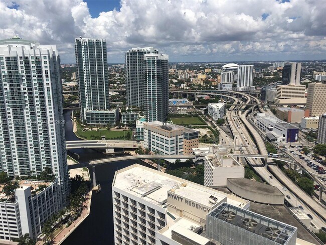 property at 200 Biscayne Blvd Way
