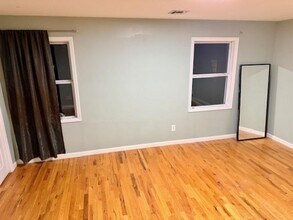 69 CAMBRIDGE Ave in Jersey City, NJ - Building Photo - Building Photo