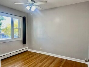 1555 Monroe Ave in River Forest, IL - Building Photo - Building Photo