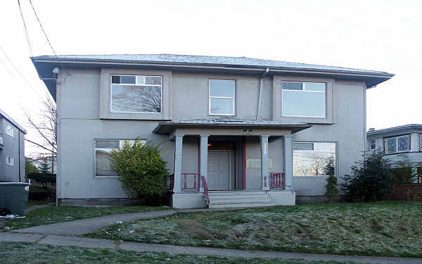 2217 E Terrace St in Seattle, WA - Foto de edificio - Building Photo