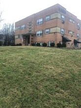 4505 Forest Trl in Cincinnati, OH - Foto de edificio - Building Photo